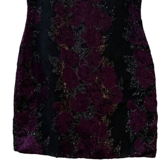 Dress the Population Short Sleeves Burnout Velvet Mini Dress Size Small‎ - Picture 3 of 16